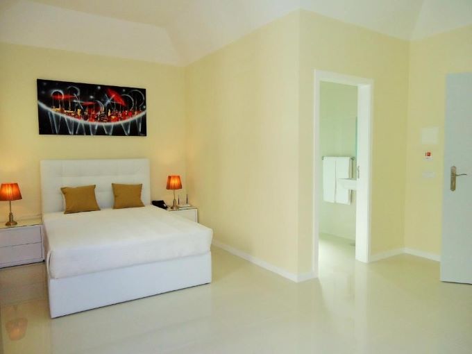 Large Double Room